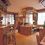 Erikson 4*